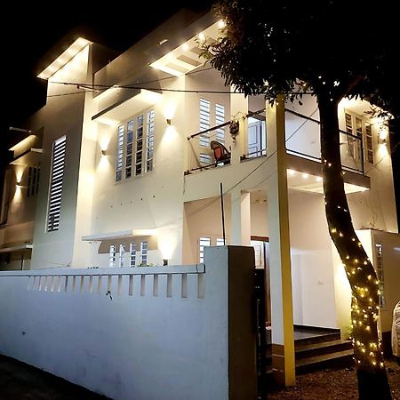 Whitefort Rohini Homestay Alappuzha Luaran gambar